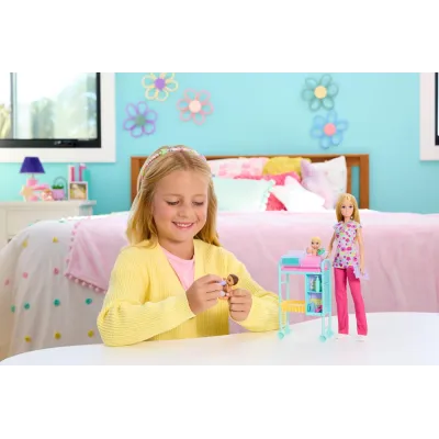 MUÑECA BARBIE PEDIATRA JMK12